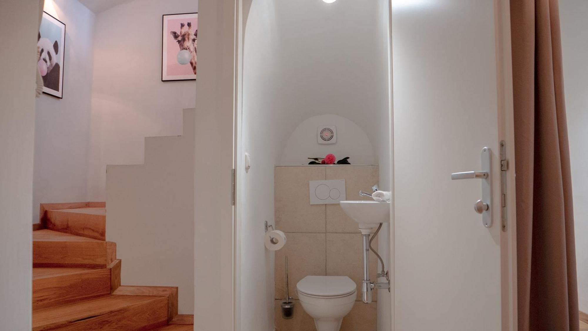 Smile Apartments "Weinhimmel" クレムス アン デル ドナウ エクステリア 写真